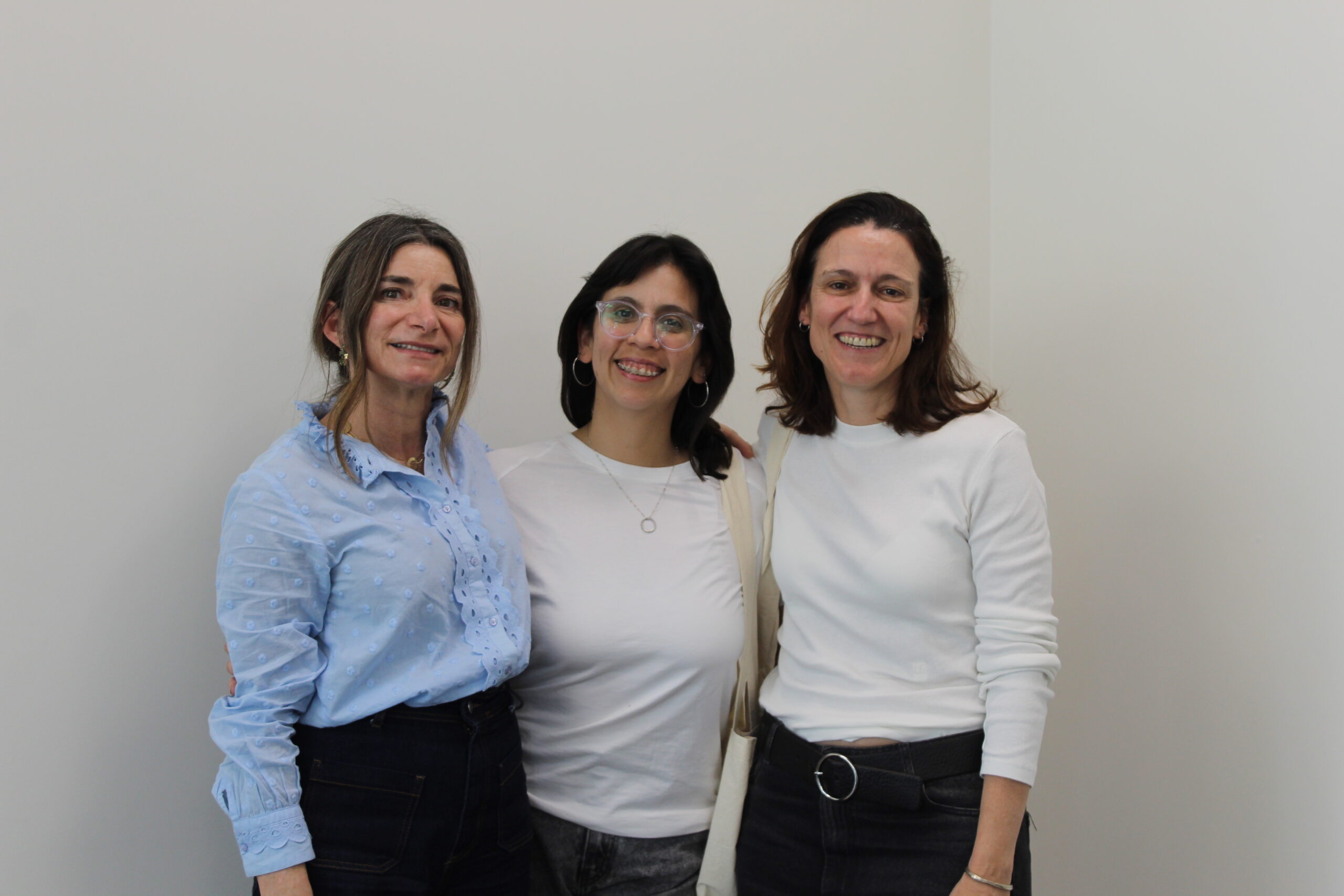 Lee más sobre el artículo Investigadoras de Argentina y Perú participaron en actividades académicas de la Escuela de Psicología PUCV