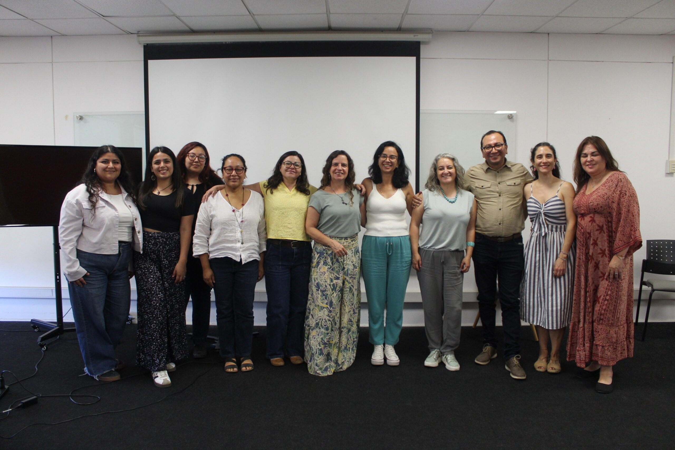 Lee más sobre el artículo Visita de la académica Mônica Januzzi al Doctorado en Psicología PUCV